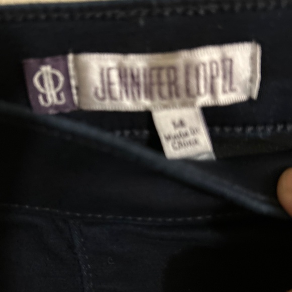 Jennifer Lopez Dark Wash Jeggings - Picture 2 of 5